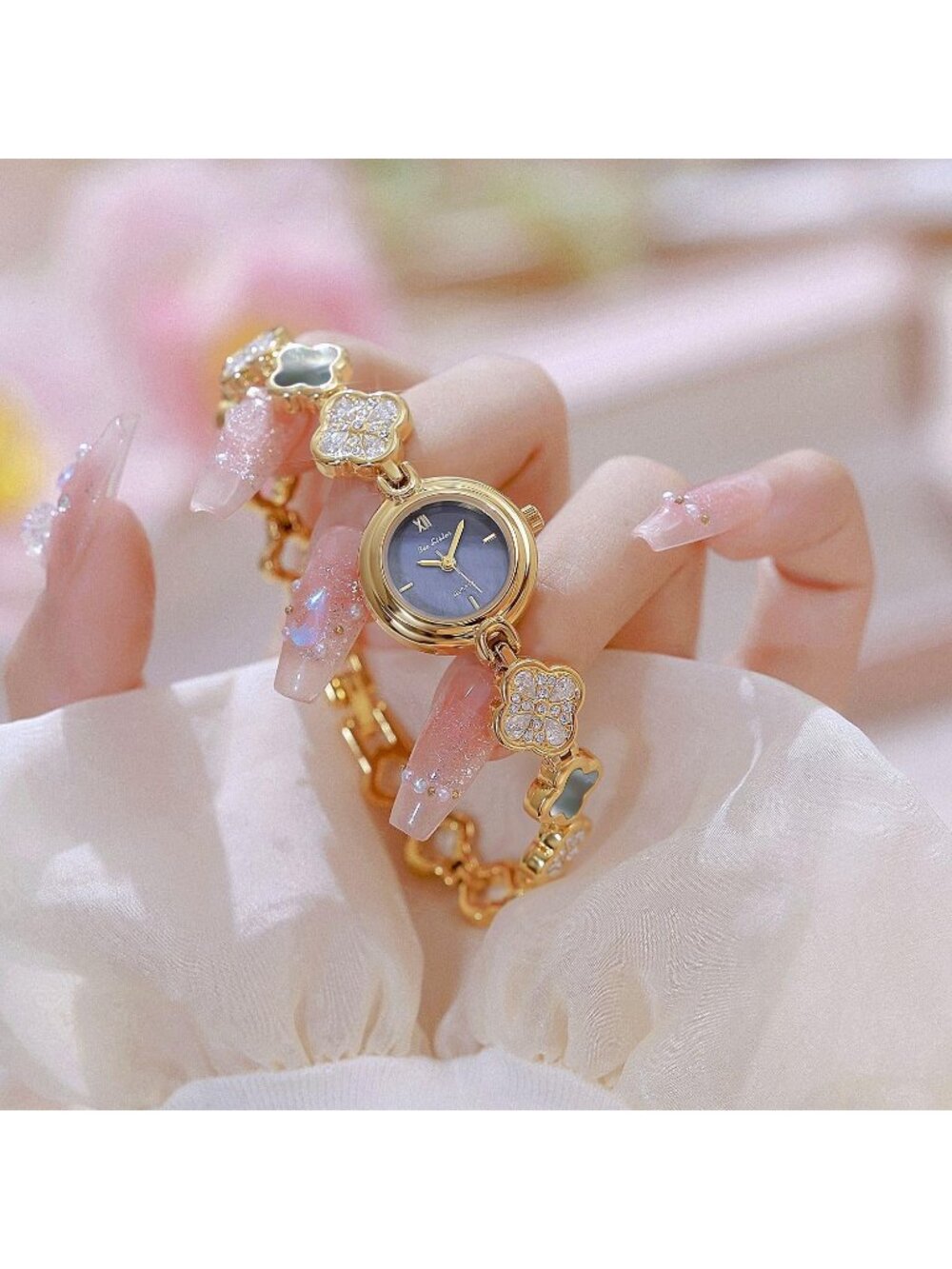 Women's Gold Blue Analog Quartz Vintage Hollow Four Leaf Chain Bracelet Watch - Picture 2 of 6